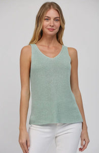 Vic Clean V Neck Tank