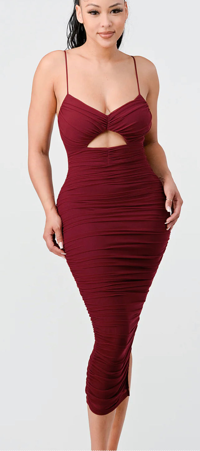 Mandie FRONT CUTOUT RUCHED BODYCON SLIT MIDI DRESS