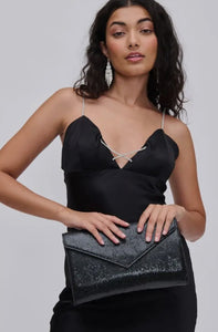 Riva Clutch