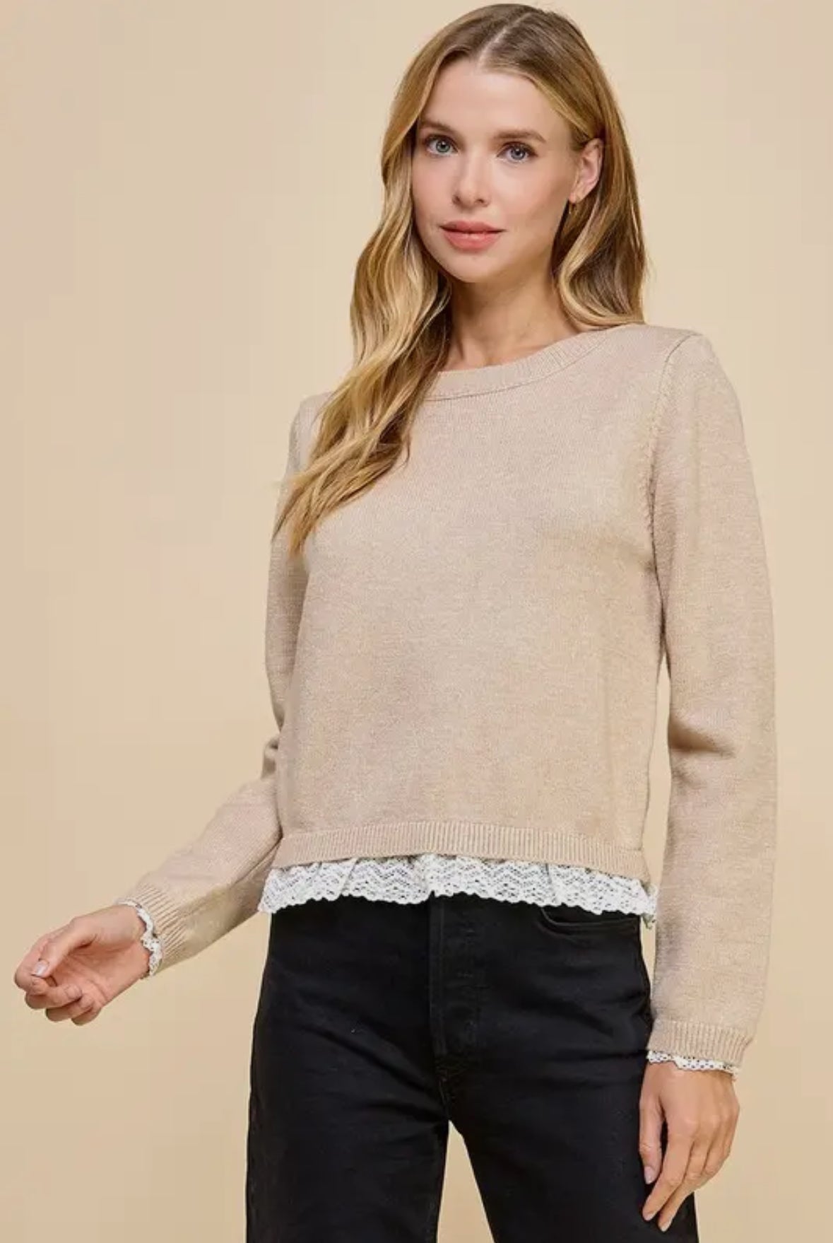 Brooke Lace Trim on Hem Shirt