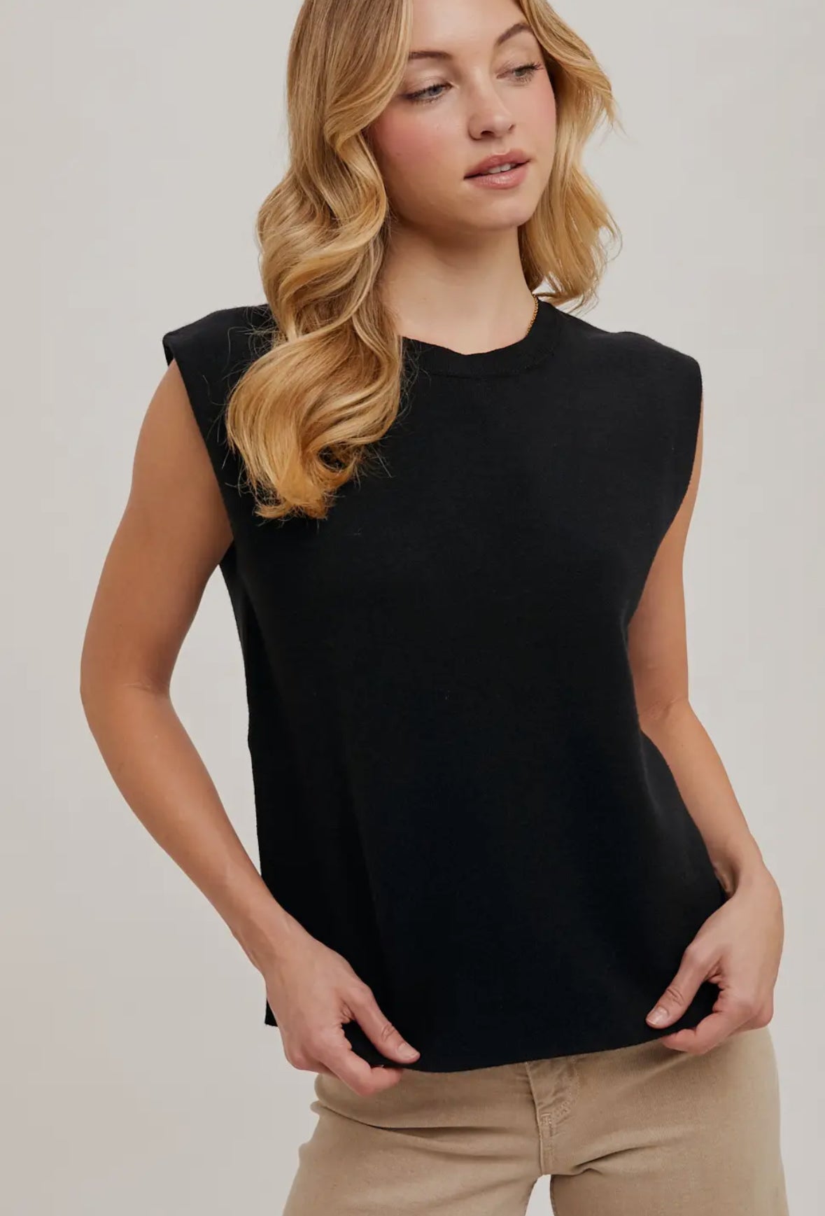 Carola Crew Neck Muscle Shirt
