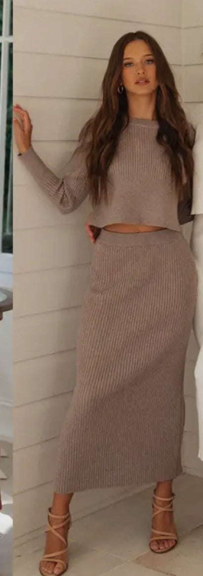 Athena Knitted Top & Skirt Daily Set