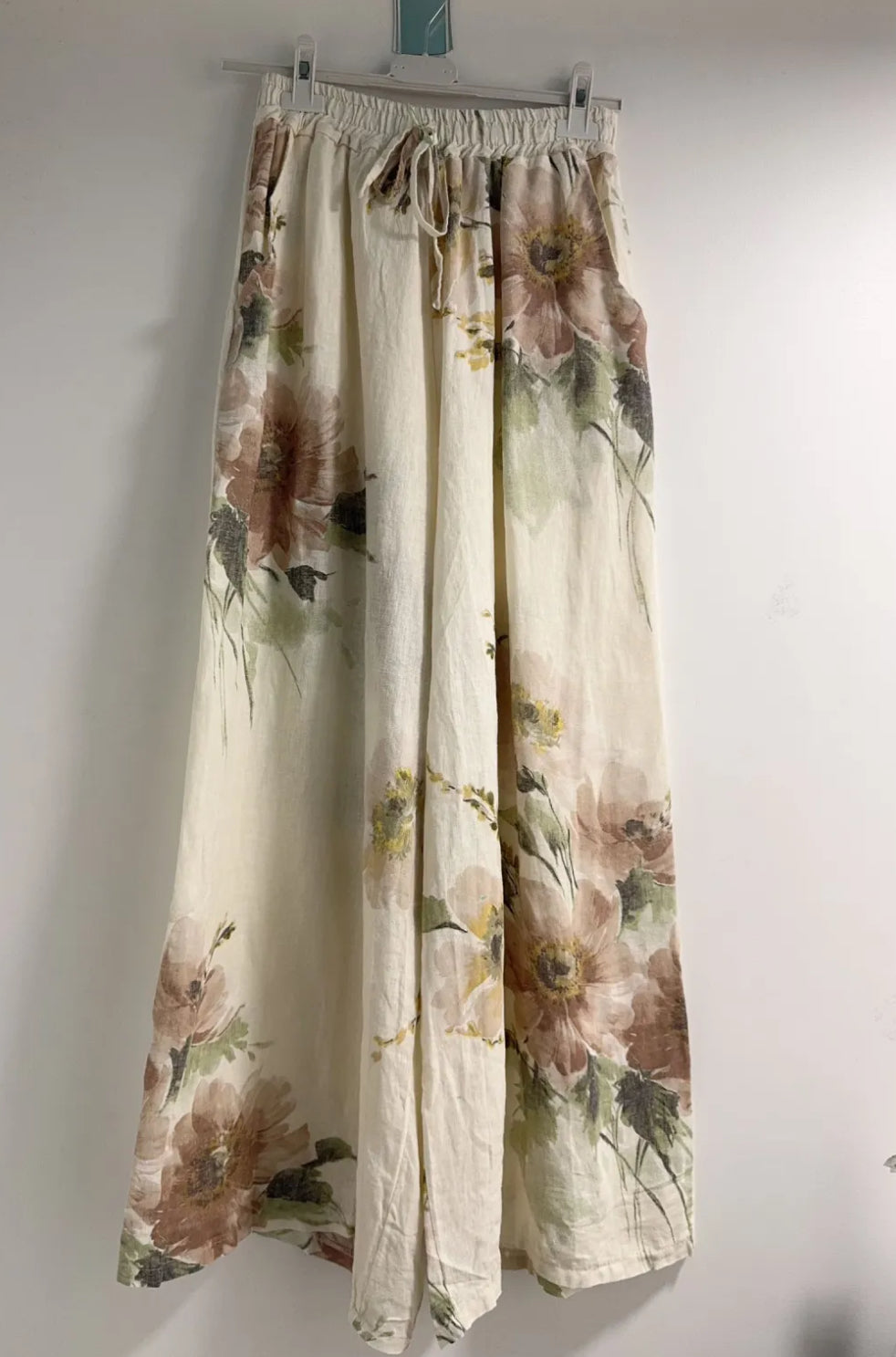 Amoy Wide Leg Flower Pants